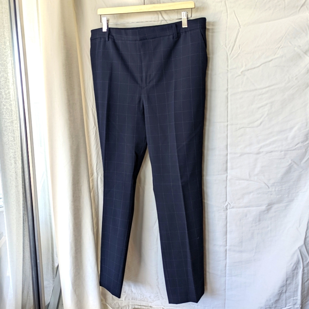 Uniqlo EZY Ankle Pants